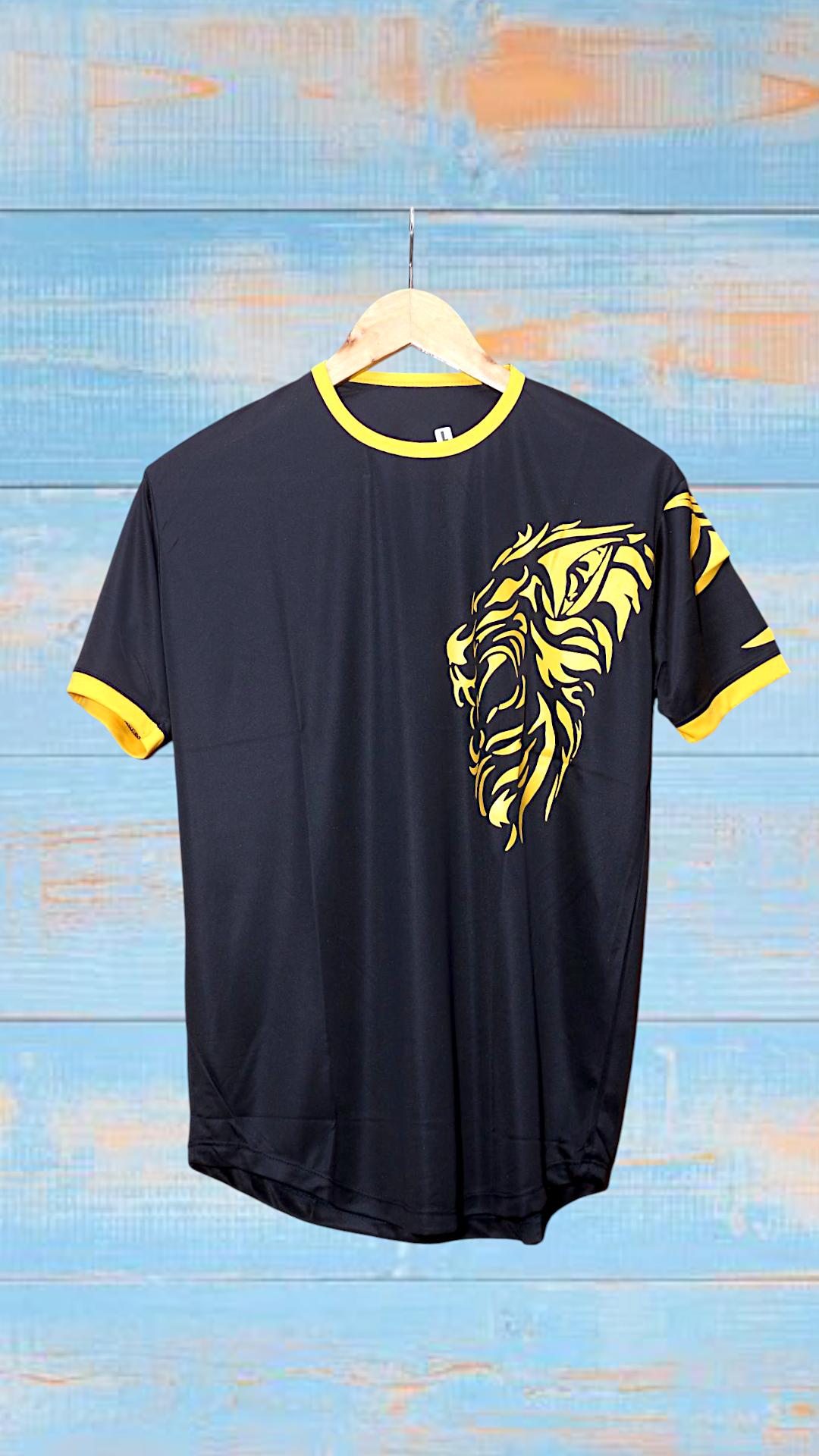 loin black t shirt